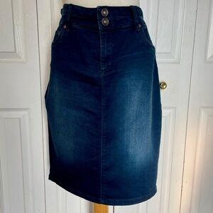 Suko roadrunner lift and shape denim skirt. Size 12